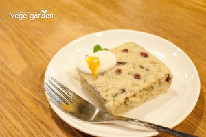 春限定！手積みヨモギと小豆入り 米粉のふわふわ桜ケーキ